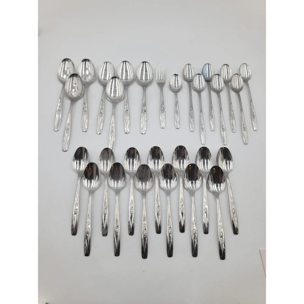 29pc Rogers International Silver Rosebud Rose Bud Flatware Set Serving Spoons